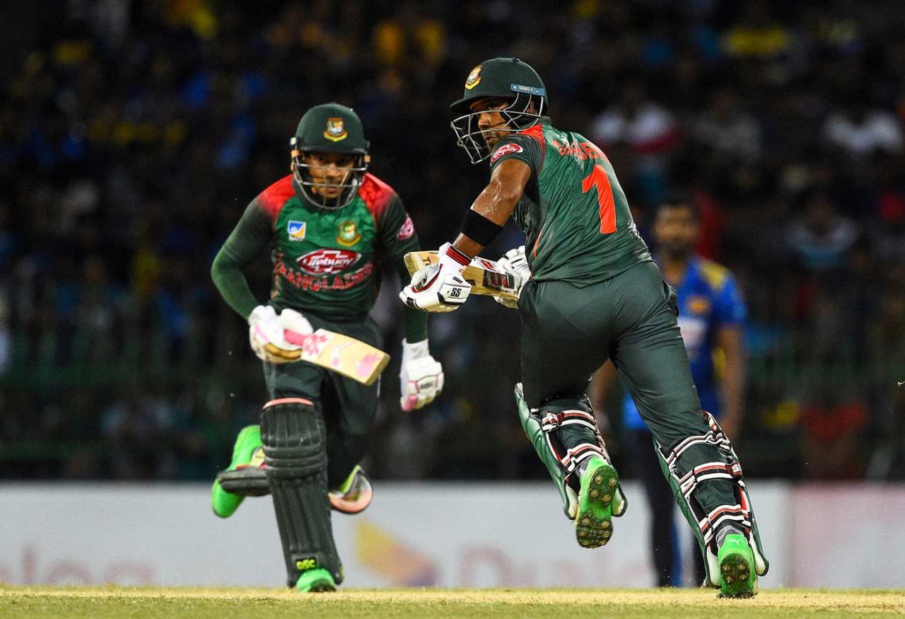 Sabbir Rahman takes off for a run, Sri Lanka v Bangladesh, 1st ODI, Colombo