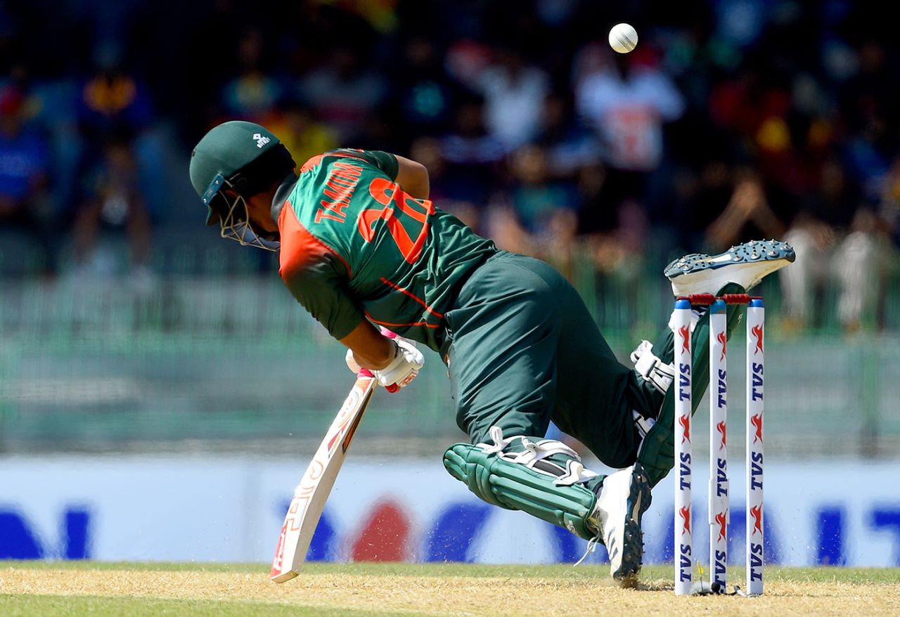 Tamim Iqbal loses his balance while playing a shot, Sri Lanka v Bangladesh, 2nd ODI, Colombo, July 28, 2019
