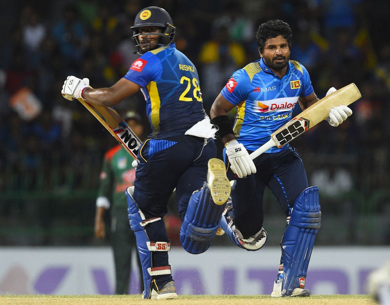 Avishka Fernando and Kusal Perera run between the wickets, Sri Lanka v Bangladesh, 2nd ODI, Colombo, July 28, 2019