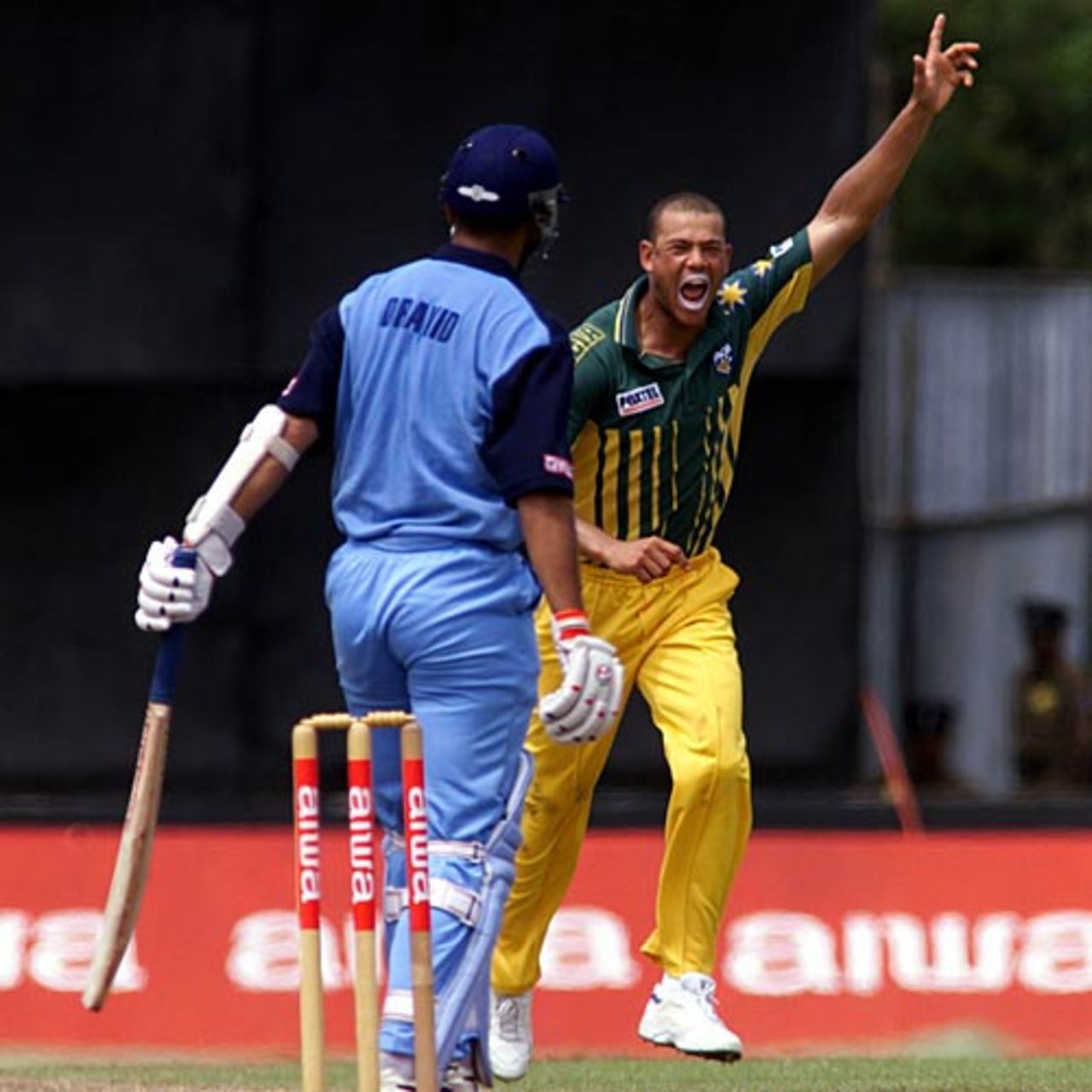 Andrew Symonds is delighted after removing Rahul Dravid, Australia v India, Aiwa Cup, Galle, August 23, 1999