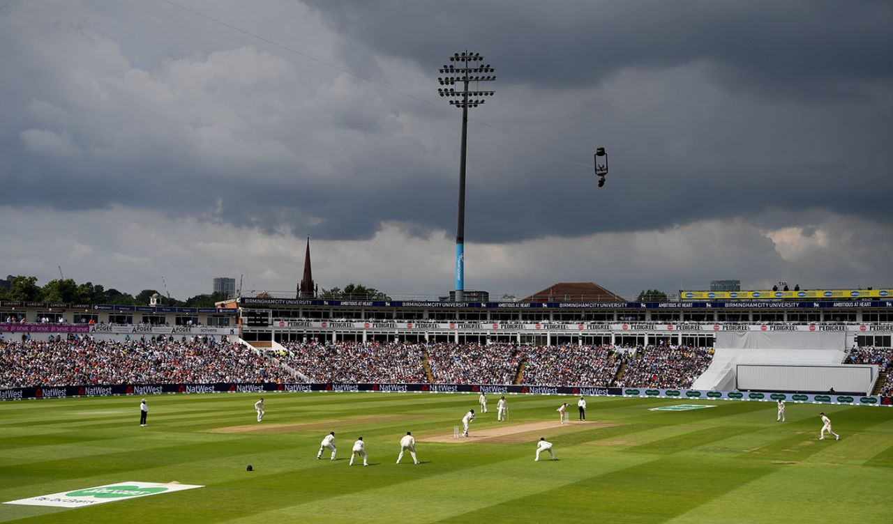 Conditions were helpful for bowlers as leaden skies enveloped Edgbaston, England v Australia, 1st Ashes Test, Edgbaston, 1st day, August 1, 2019