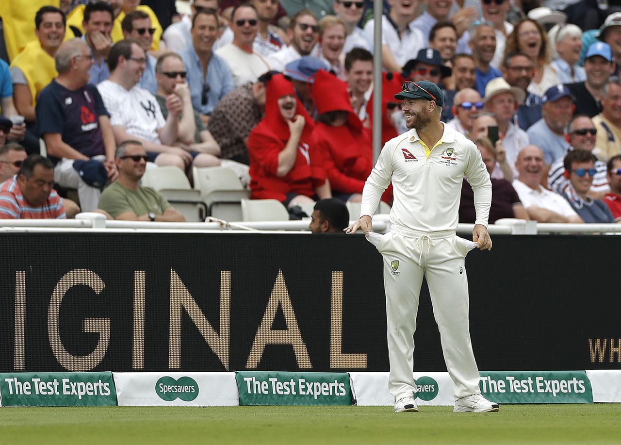 David Warner shows the crowd his empty pockets, England v Australia, 1st Ashes Test, Edgbaston, 3rd day, August 3, 2019