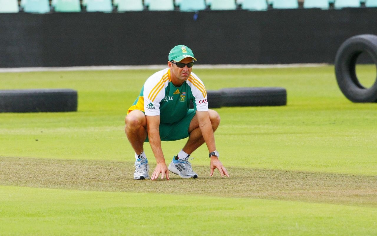 Gary Kirsten gets a feel of the conditions at Kingsmead, Durban, December 24, 2011