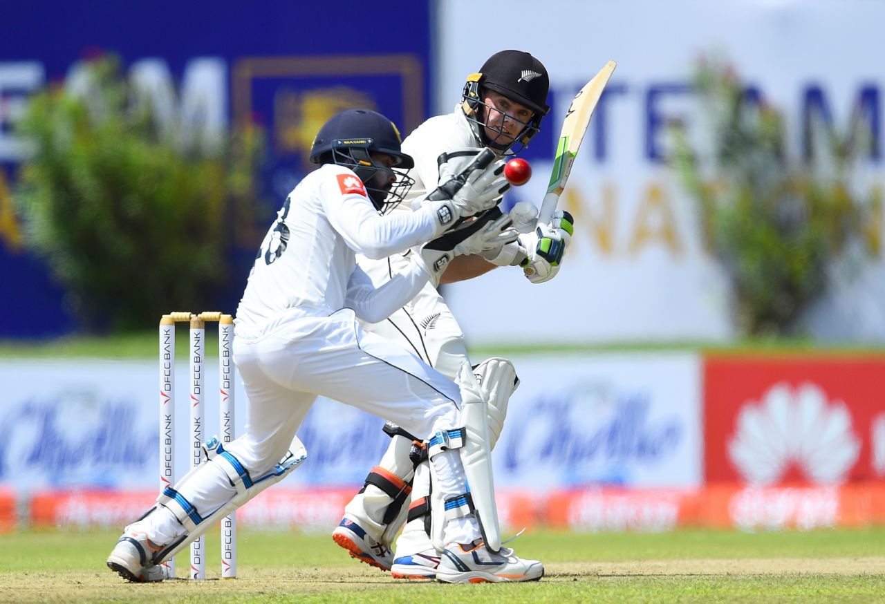 Tom Latham steers the ball past Niroshan Dickwella , Sri Lanka v New Zealand, 1st Test, Galle, 1st day, August 14, 2019