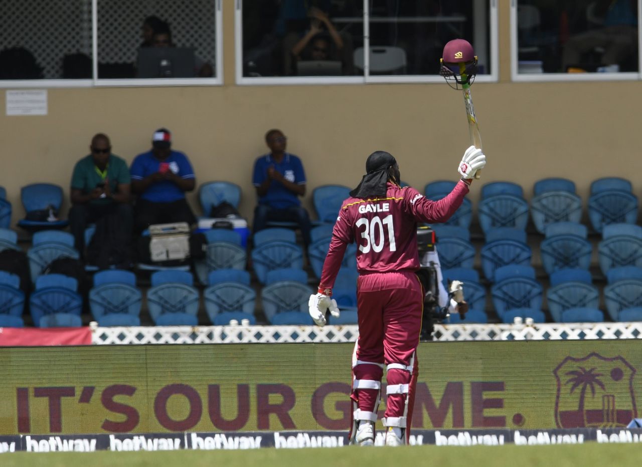 Chris Gayle acknowledges the crowd on his way back, West Indies v India, 3rd ODI, Port-of-Spain, August 14, 2019