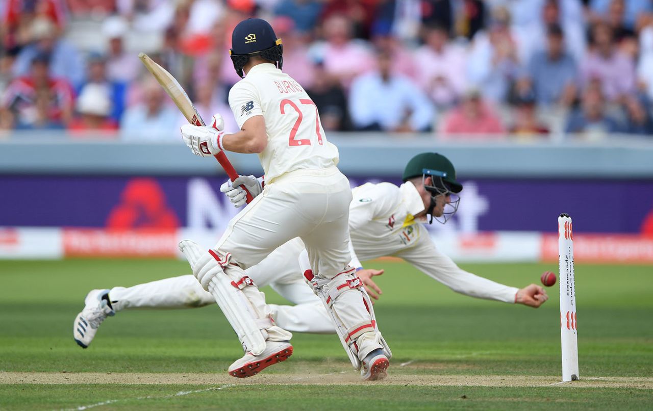 It looked at first like Cameron Bancroft had shelled the chance at short leg, England v Australia, 2nd Test, Lord's, 2nd day, August 15, 2019