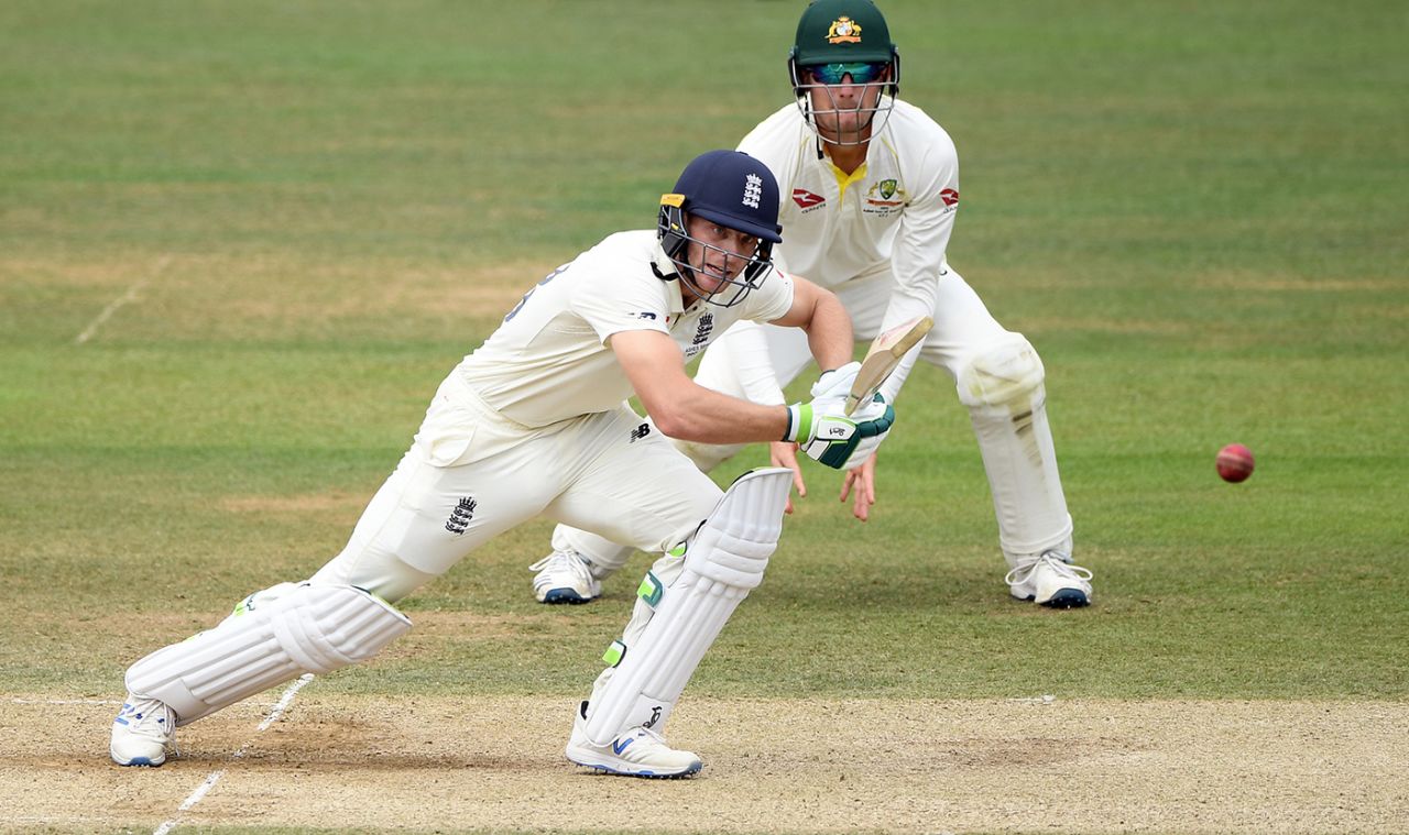 Jos Buttler stretches forward, England v Australia, 2nd Test, Lord's, 5th day, August 18, 2019