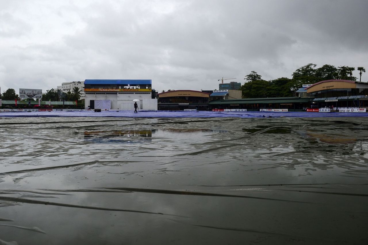 Persistent rain ensured the covers stayed on, Sri Lanka v New Zealand, 2nd Test, Day 1, Colombo, August 22, 2019