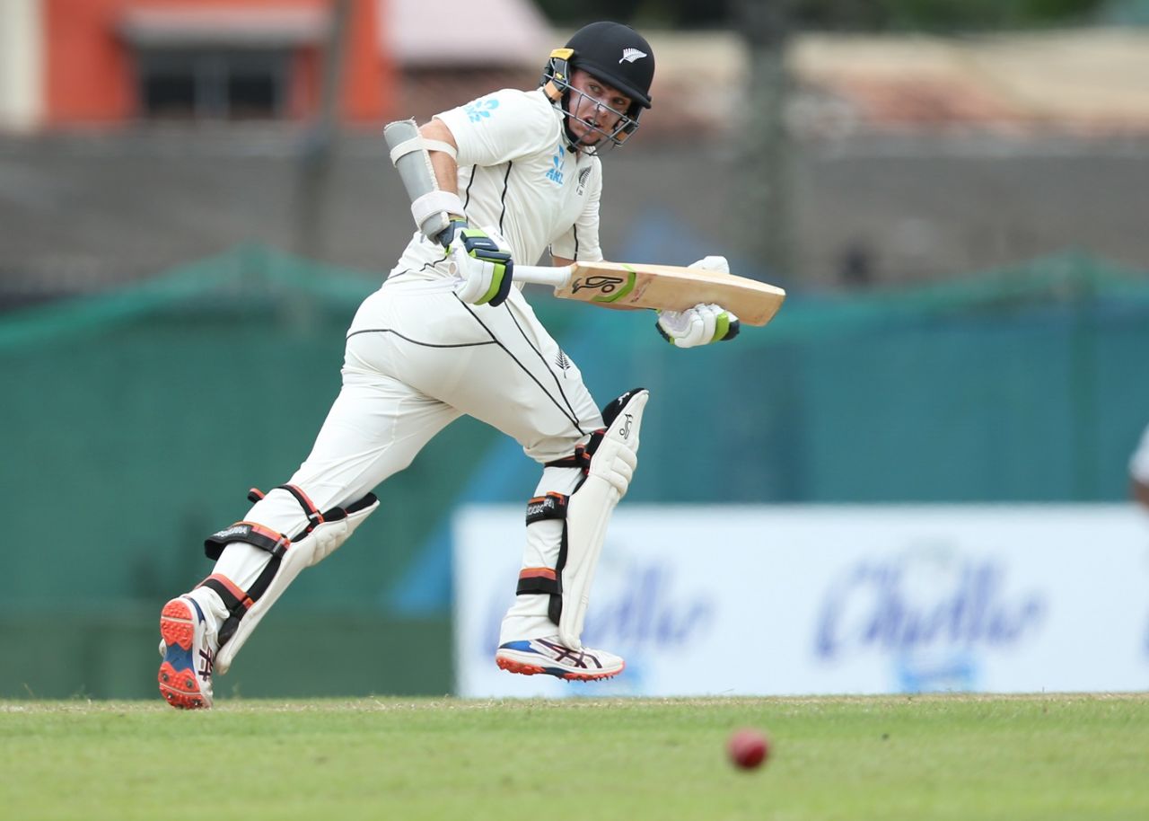 Tom Latham takes off for a run, Sri Lanka v New Zealand, 2nd Test, Colombo (PSS), Day 3, August 24, 2019