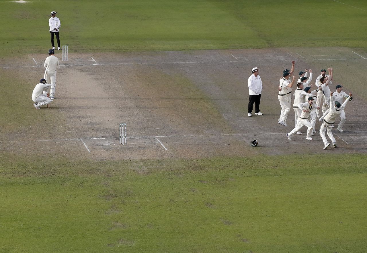 Australia celebrate as they retain the Ashes, England v Australia, 4th Test, Old Trafford, 5th day, September 8, 2019