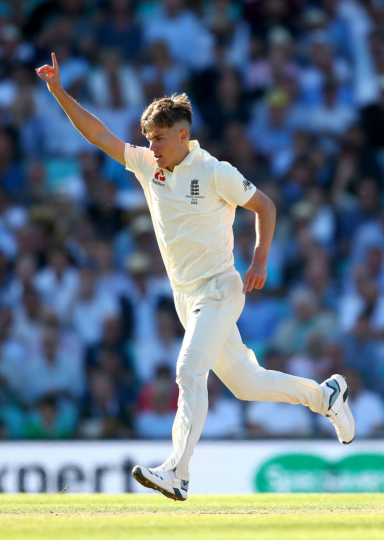 Sam Curran claimed two wickets in two balls to lift England, England v Australia, 5th Test, The Oval, September 13, 2019