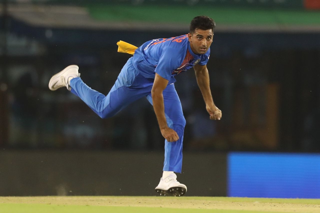 Deepak Chahar in action, India v South Africa, 2nd T20I, Mohali, September 18, 2019