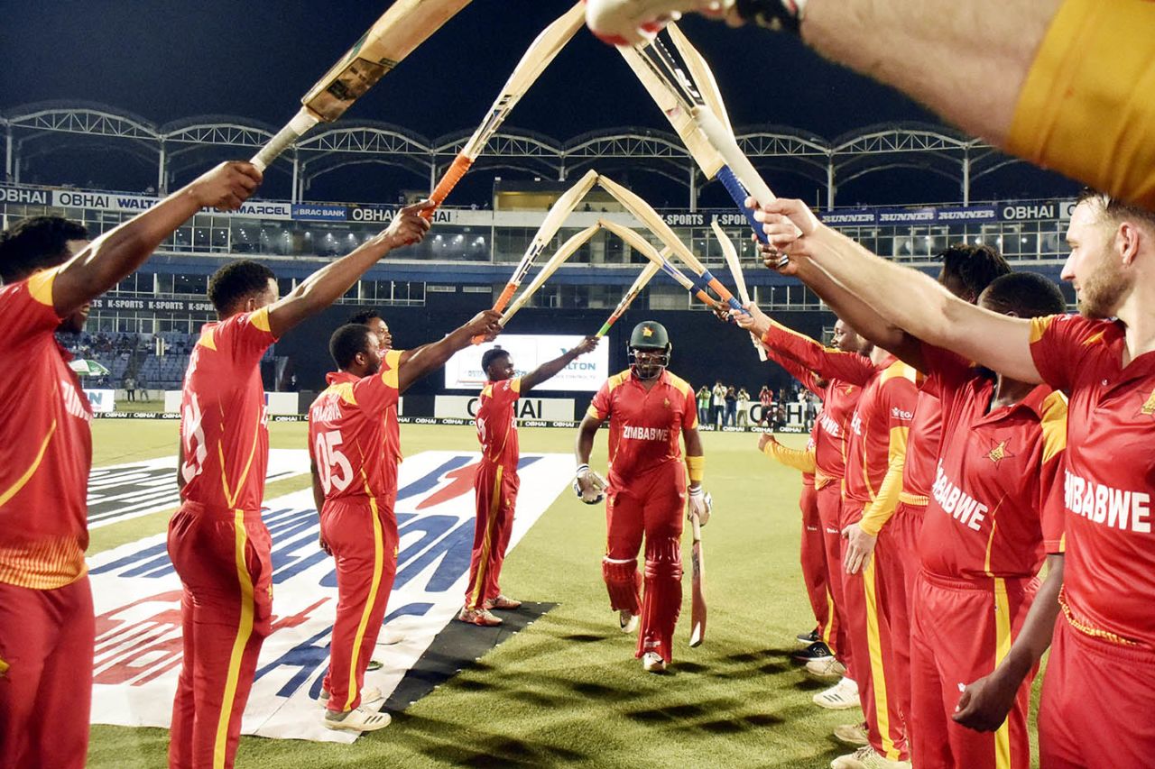 Hamilton Masakadza walks out to a guard of honour in his final match in Zimbabwe colours, Afghanistan v Zimbabwe, T20 Tri-series, Chattogram, September 20, 2019