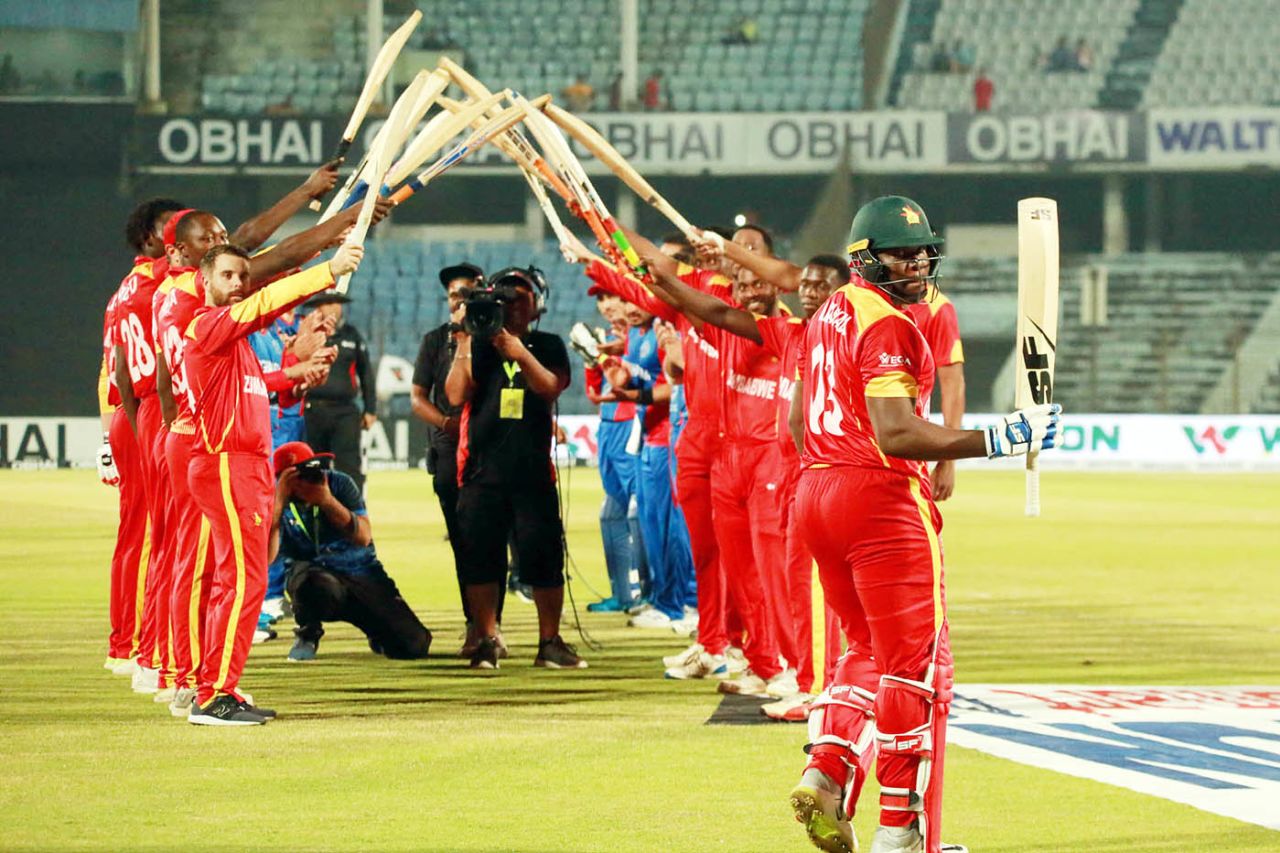 Hamilton Masakadza walks out to bat in his swansong, Afghanistan v Zimbabwe, T20 Tri-series, Chattogram, September 20, 2019