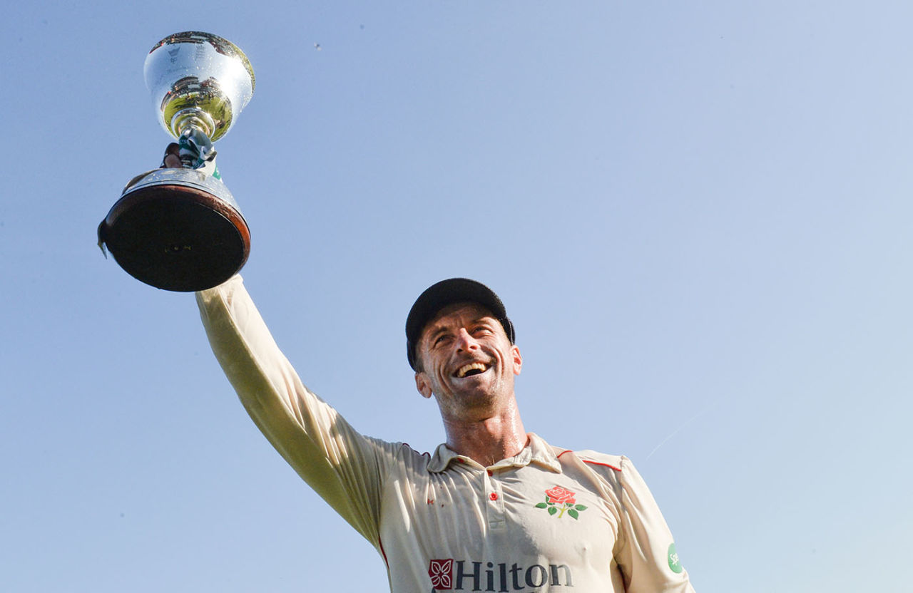 Dane Vilas celebrates with the Division Two trophy, Lancashire v Middlesex, County Championship Division Two, Old Trafford, September 19, 2019