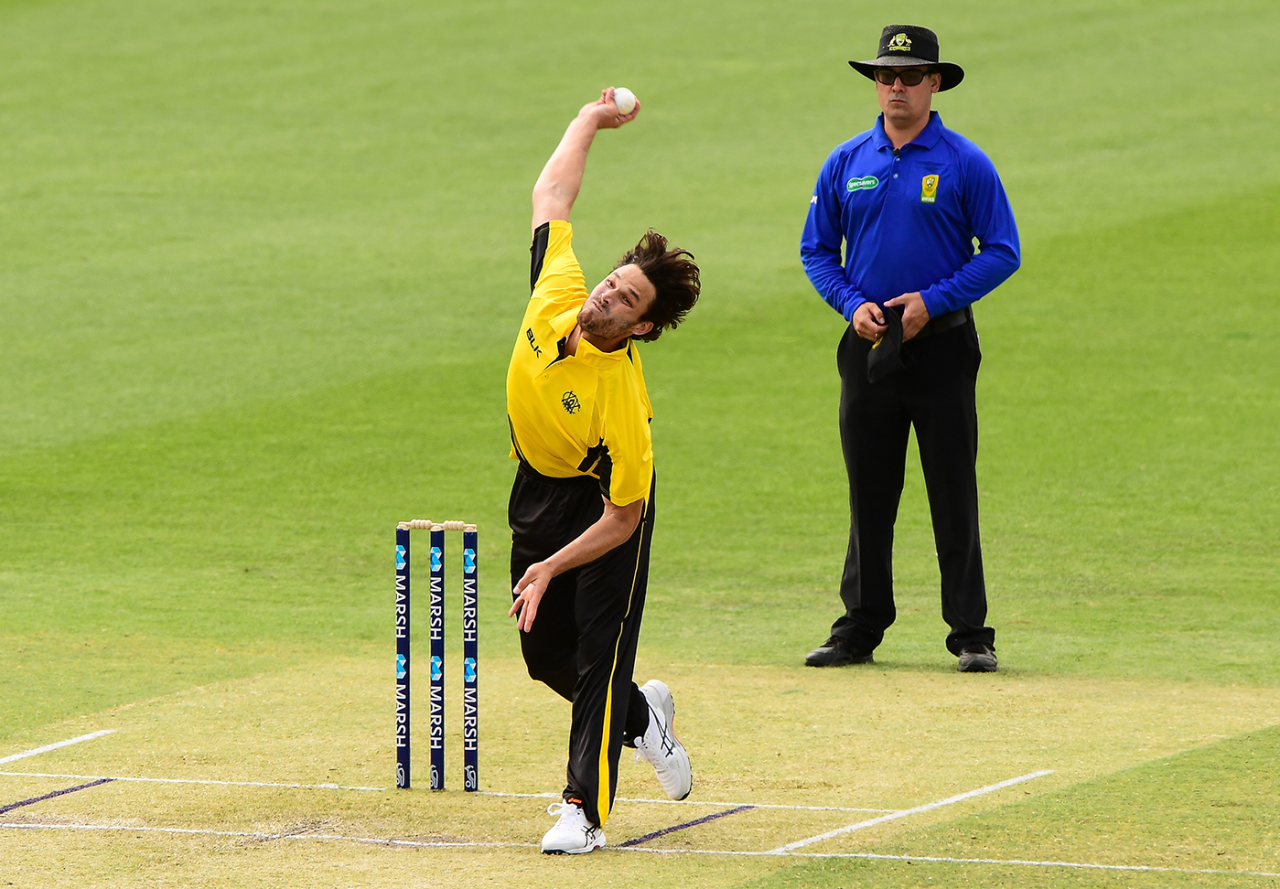 Nathan Coulter-Nile in his delivery stride, Western Australia v Tasmania, Marsh Cup, WACA, September 25, 2019
