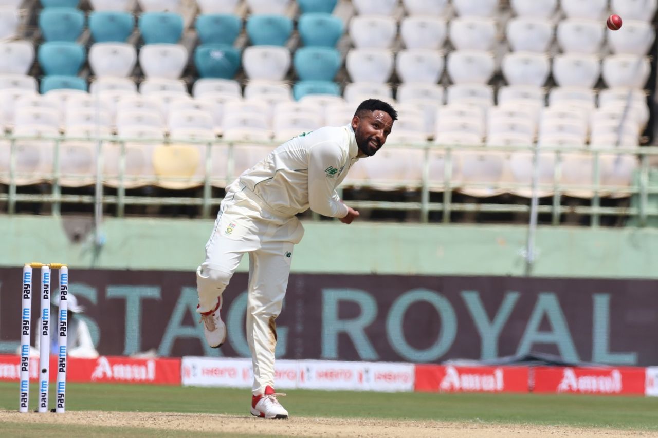 Dane Piedt sends one down, India v South Africa, 1st Test, Visakhapatnam, Day 1, October 2, 2019