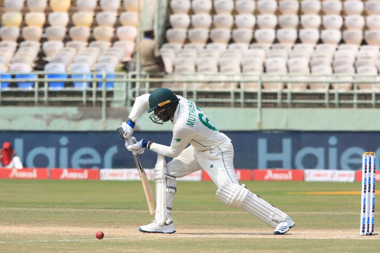 Senuran Muthusamy plays a forward defence, India v South Africa, 1st Test, Visakhapatnam, Day 4, October 5, 2019