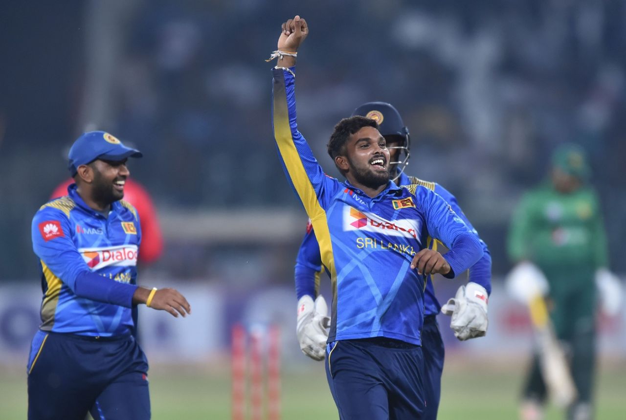 Wanindu Hasaranga took three wickets in four balls, Pakistan v Sri Lanka, 2nd T20I, Lahore, October 7, 2019