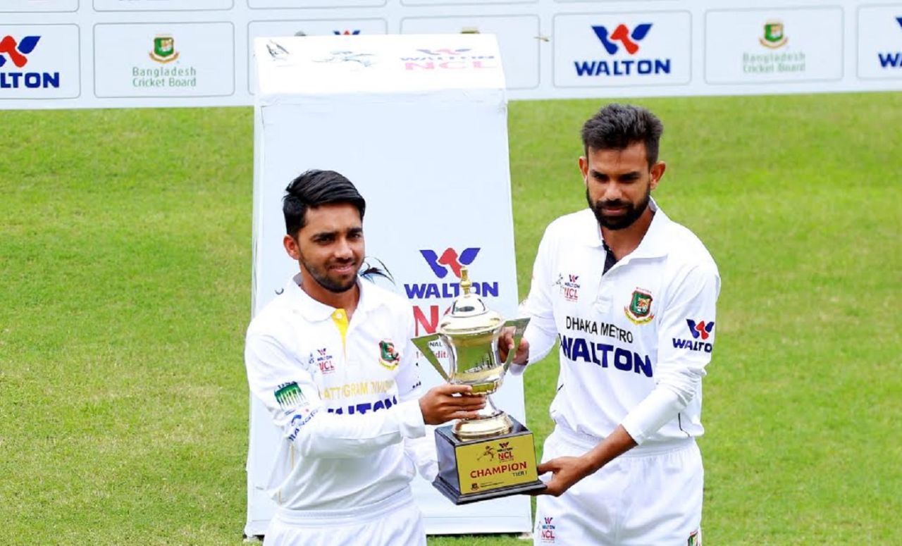Mominul Haque and Marshall Ayub pose with the NCL trophy, October 9, 2019