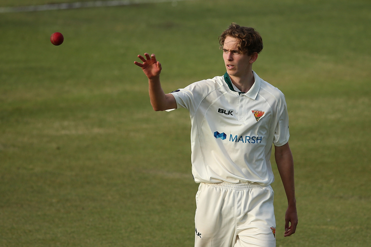 Lawrence Neil-Smith took three wickets in his first innings on debut, Western Australia v Tasmania, Sheffield Shield, Day 1, October 10, 2019
