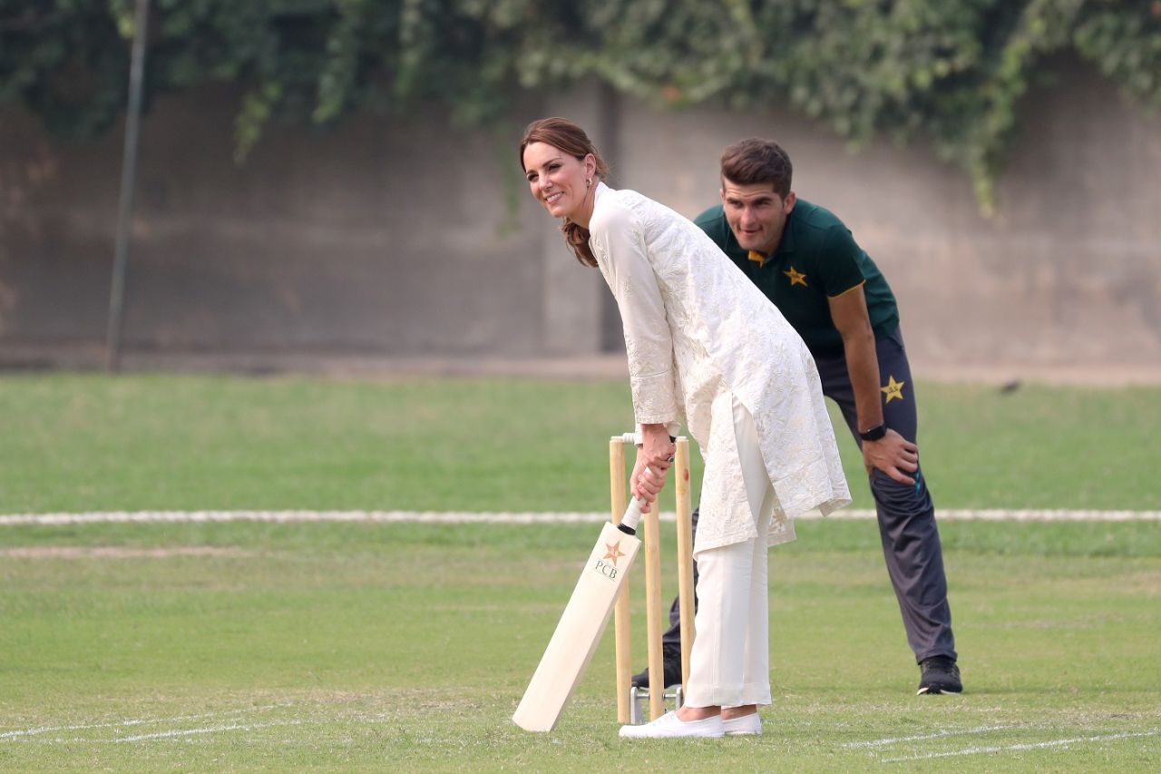 Kate Middleton bats during her visit to Pakistan, with Shaheen Shah Afridi keeping wickets, Lahore, October 17, 2019