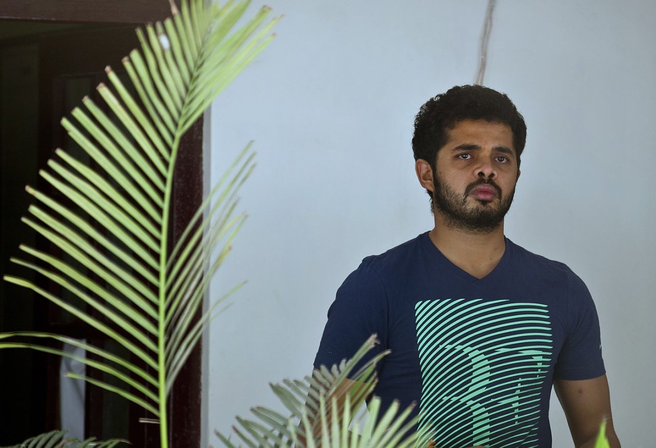Sreesanth before being taken to court, New Delhi, May 28, 2013