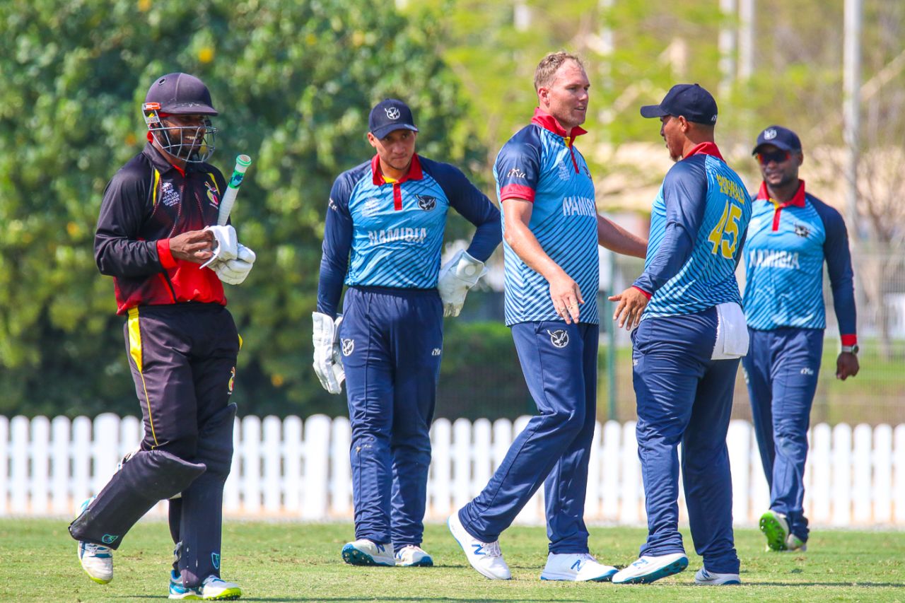 Christi Viljoen produced a double-wicket over in the 13th that included Tony Ura, Namibia v Papua New Guinea, ICC T20 World Cup Qualifier, Dubai, October 20, 2019