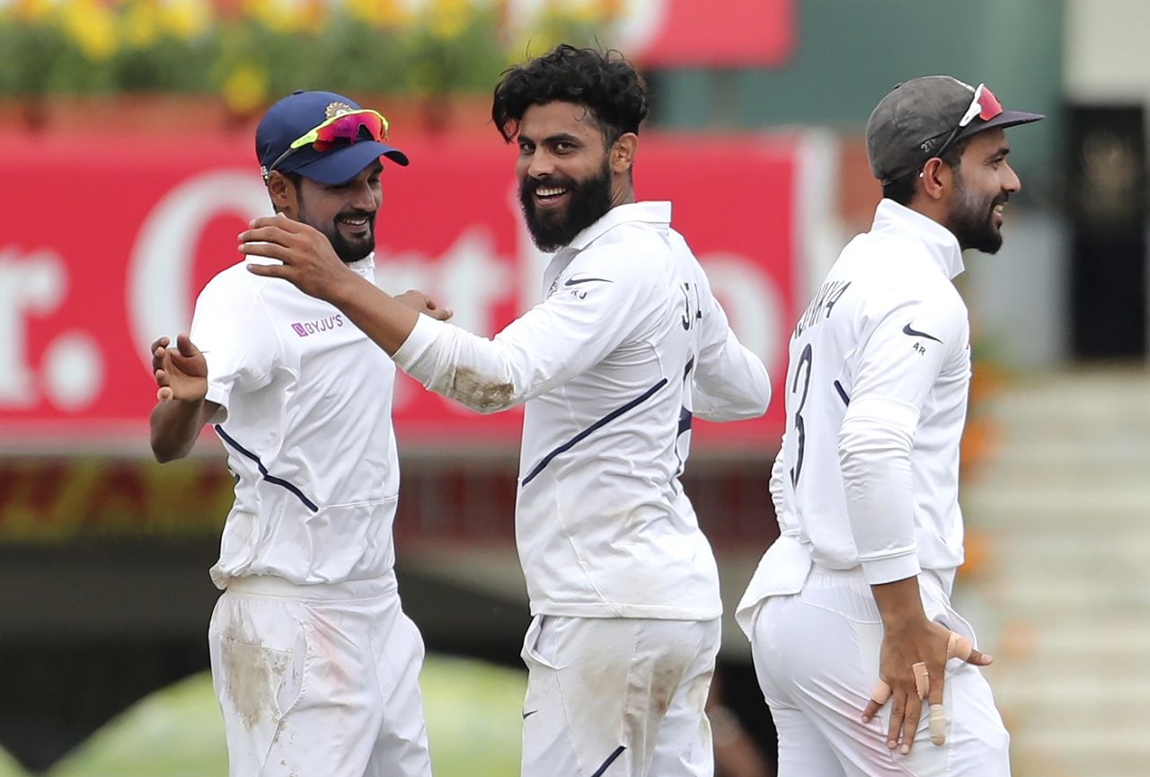 Ravindra Jadeja celebrates a dismissal with Shahbaz Nadeem, India v South Africa, 3rd Test, Ranchi, 3rd day, October 21, 2019