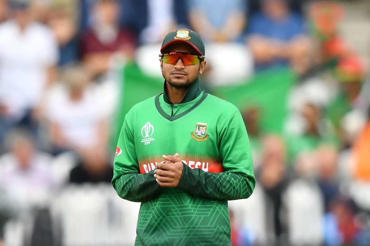 Shakib Al Hasan looks on, Group Stage,  World Cup 2019, Bangladesh v New Zealand, The Oval, London, England, June 17, 2019 