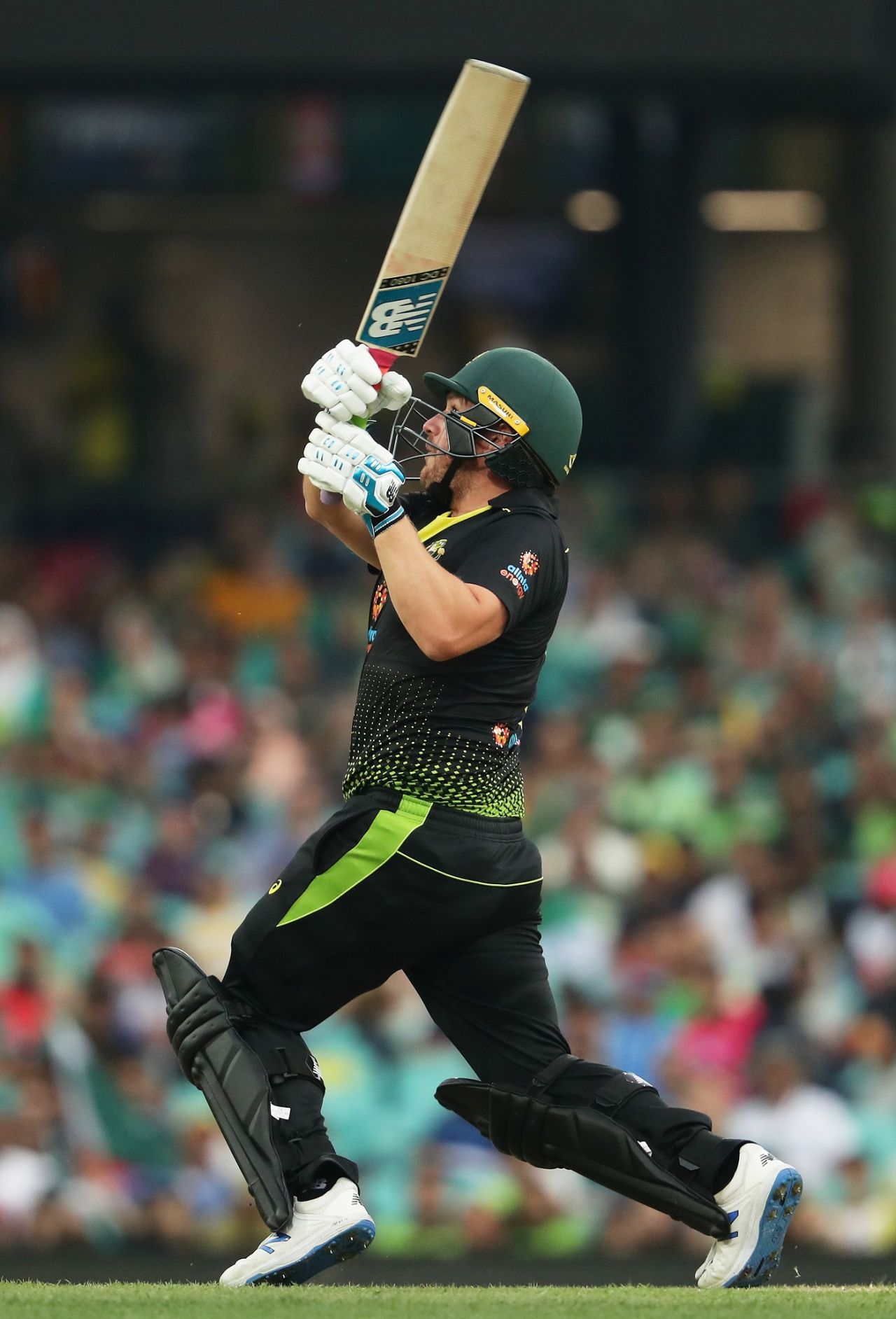 Aaron Finch mows one away, Australia v Pakistan, 1st T20I, Sydney, November 3, 2019