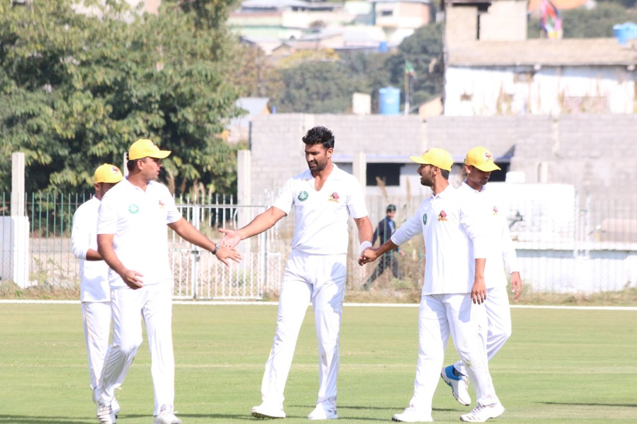 Sohail Khan picked up four wickets, Khyber Pakhtunkhwa v Sindh, Quaid-e-Azam Trophy 2019-20, 3rd day, Abbottabad, November 6, 2019