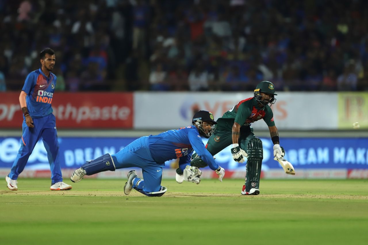 Rishabh Pant runs out Liton Das, India v Bangladesh, 2nd T20I, Rajkot, November 7, 2019
