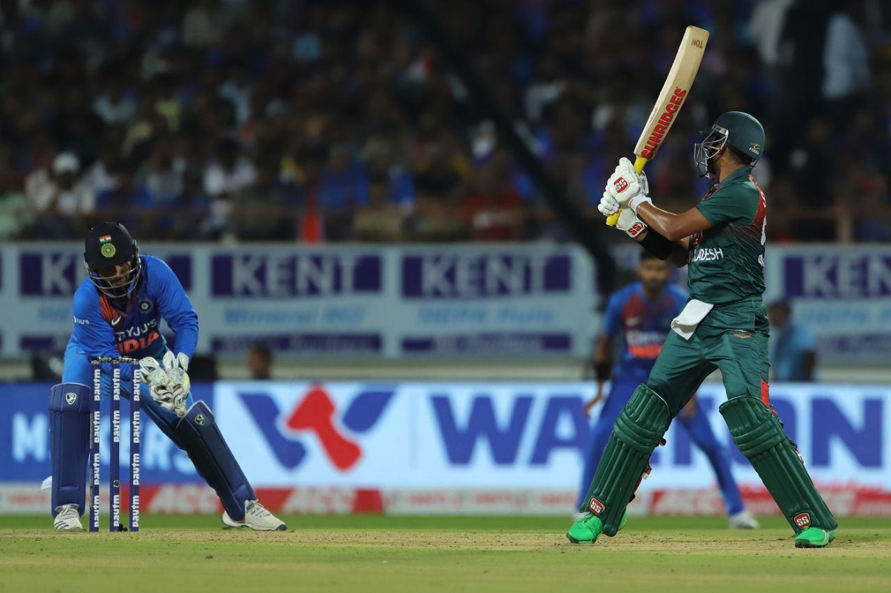 Rishabh Pant about to stump Soumya Sarkar, India v Bangladesh, 2nd T20I, Rajkot, November 7, 2019