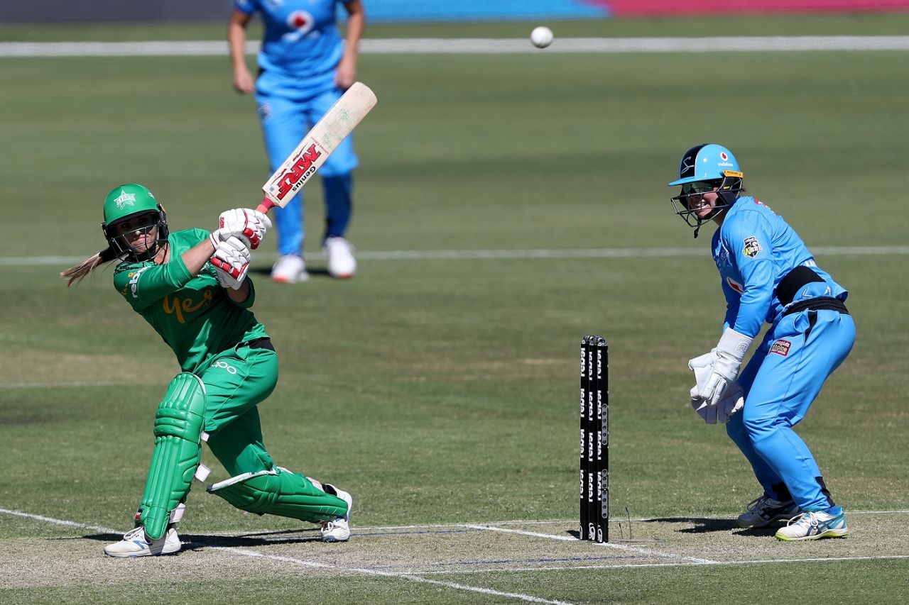Mignon du Preez swings one away on the leg side, Adelaide Strikers v Melbourne Stars, Women's Big Bash League 2019-20, Adelaide, November 10, 2019