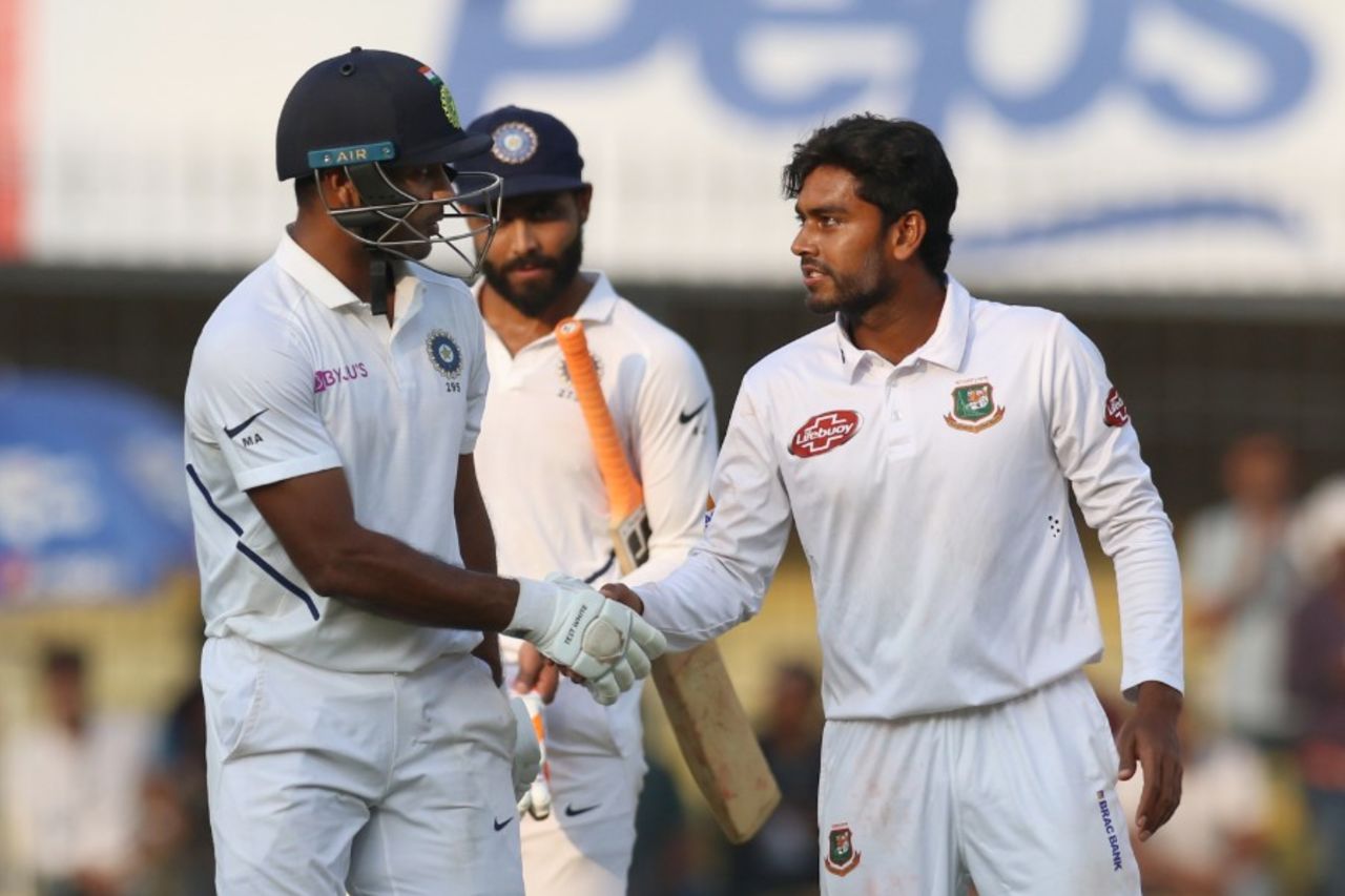 Mayank Agarwal is applauded off the field after his epic 243, India v Bangladesh, 1st Test, Indore, 2nd day, November 15, 2019