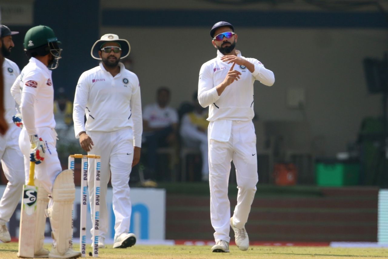 Virat Kohli opts for review against Mominul Haque, India v Bangladesh, 1st Test, Indore, 3rd day, November 16, 2019