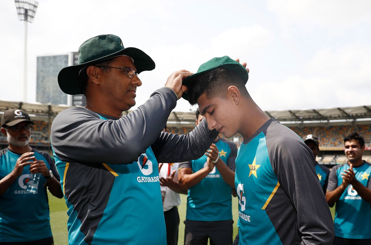 Naseem Shah gets his cap from Waqar Younis, Australia v Pakistan, 1st Test, Brisbane, November 21, 2019