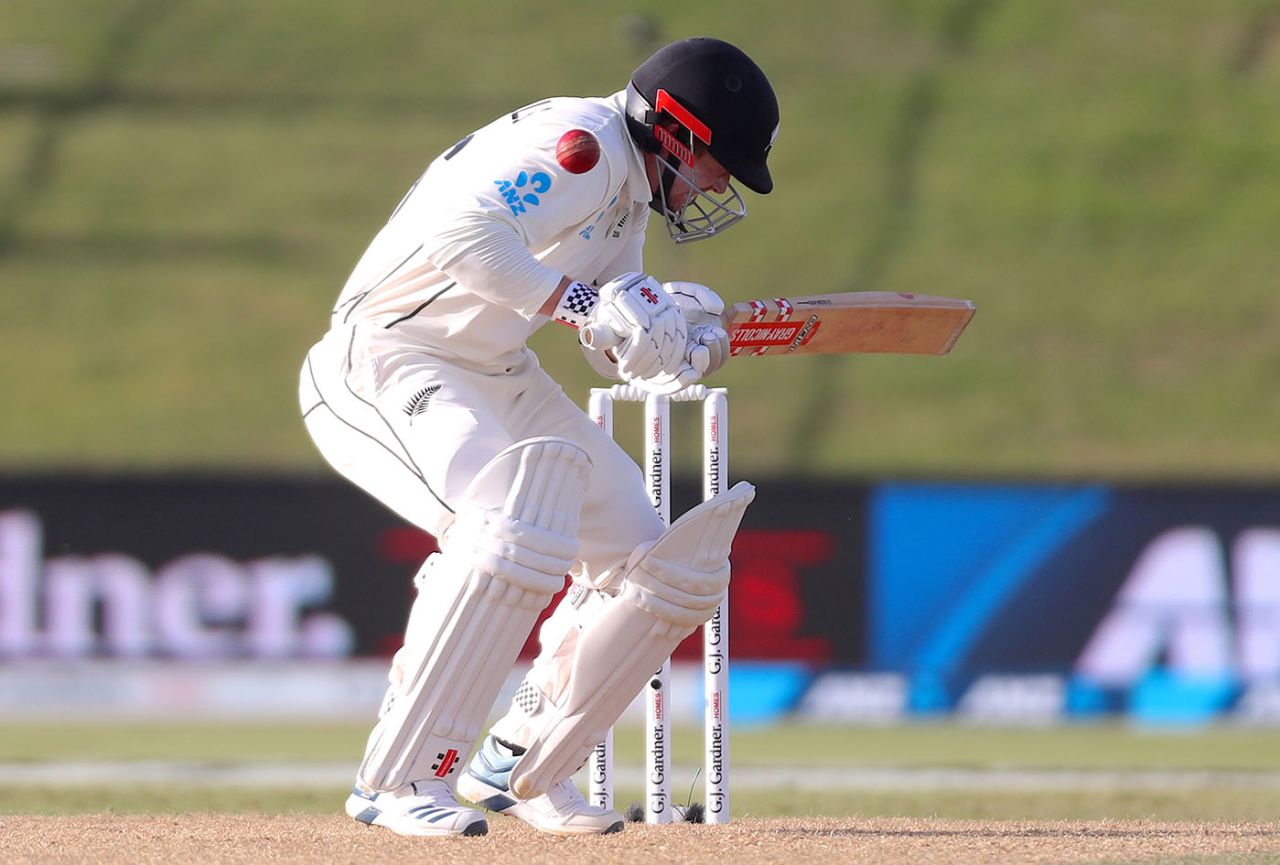 Henry Nicholls is hit by a delivery from Jofra Archer during the second day, New Zealand v England, 1st Test, Mount Maunganui, November 22, 2019