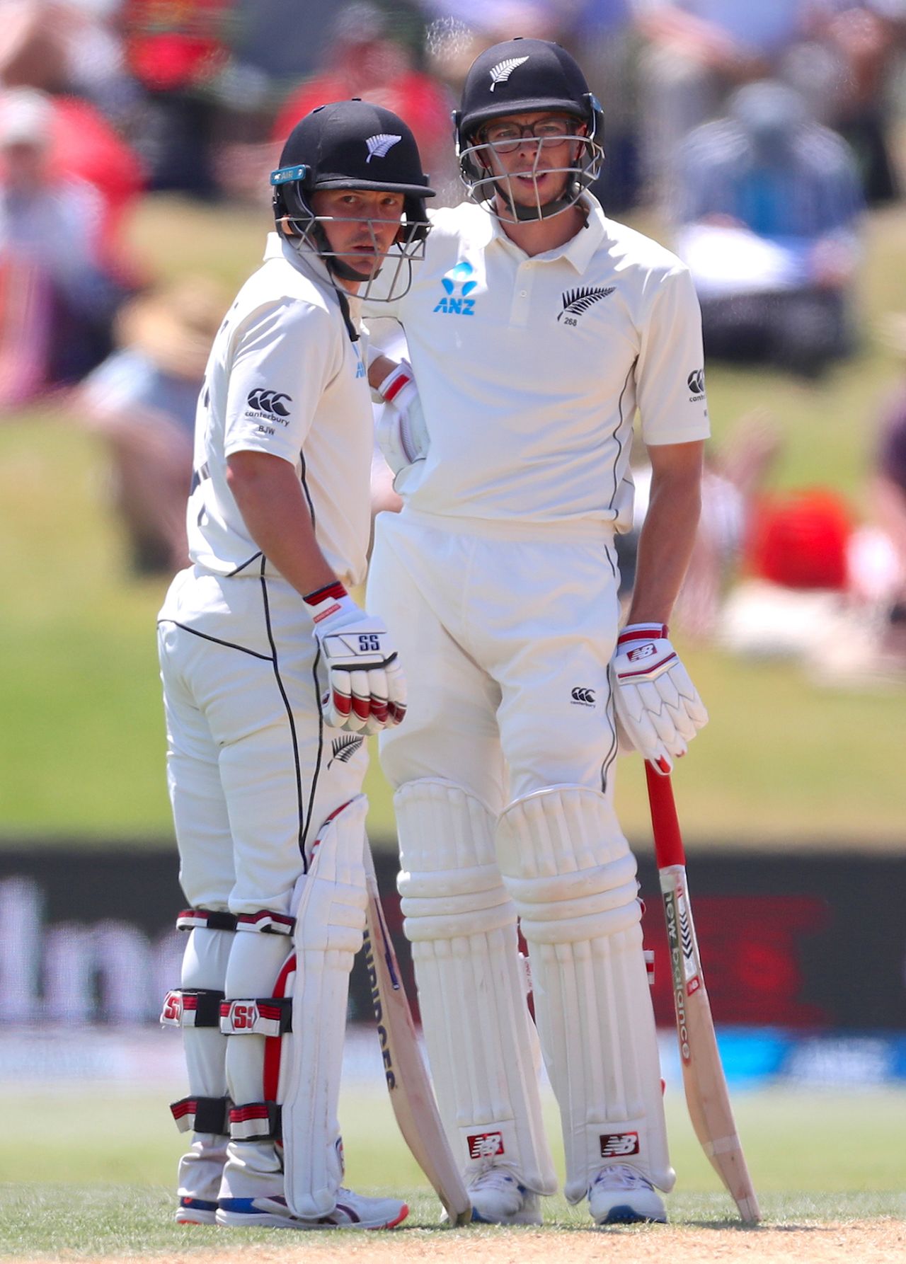 BJ Watling and Mitchell Santner took their partnership beyond 200, New Zealand v England, 1st Test, Mount Maunganui, 4th day, November 24, 2019