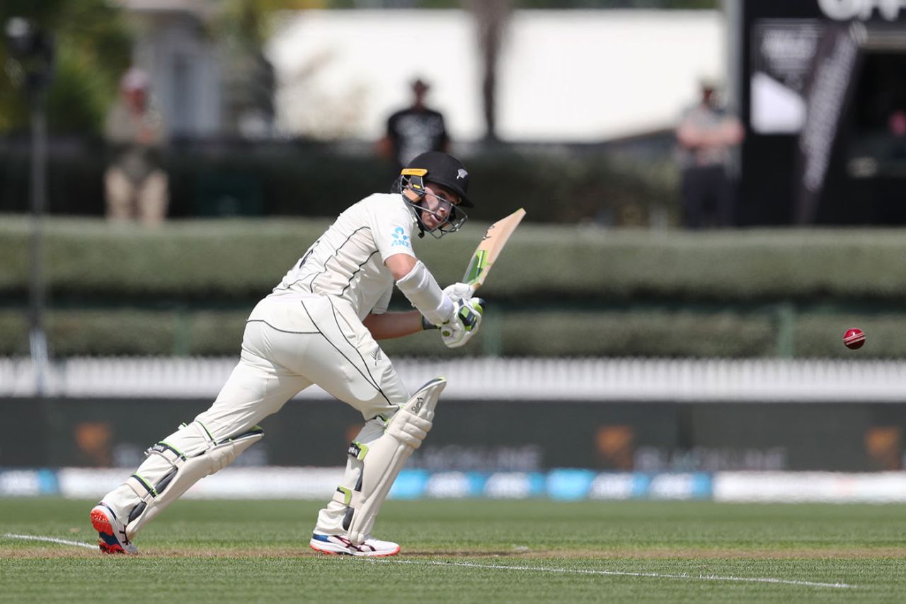 Tom Latham plays a shot, New Zealand v England, 2nd Test, Hamilton, November 29, 2019