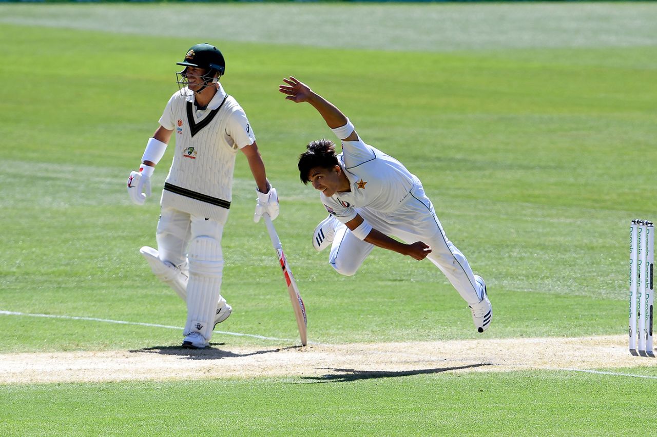 Mohammad Musa in his follow-through, Australia v Pakistan, 2nd Test, Adelaide, 2nd day