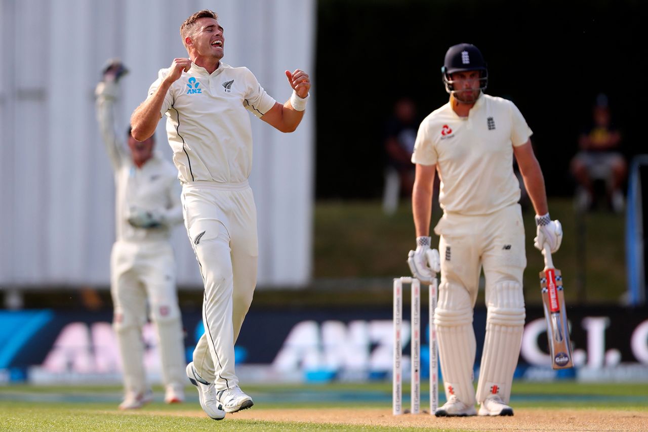 Tim Southee trapped Dom Sibley lbw, New Zealand v England, 2nd Test, Hamilton, November 30, 2019
