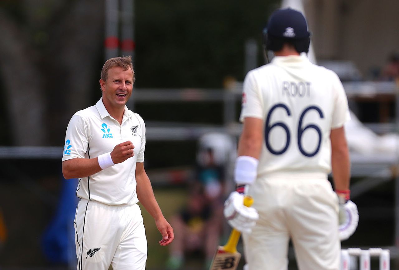 Neil Wagner reacts after Joe Root avoided his short ball, New Zealand v England, 2nd Test, Hamilton, December 1, 2019