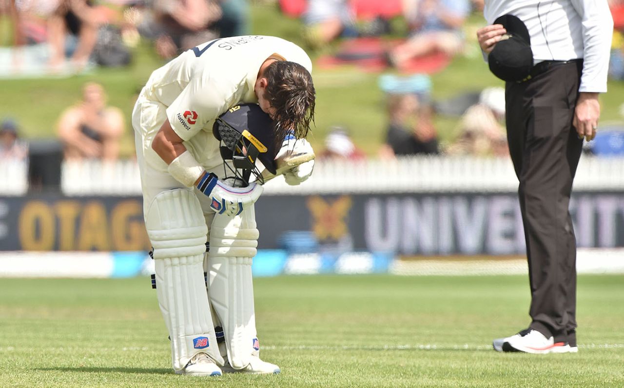 Rory Burns bows as he celebrates scoring his century, New Zealand v England, 2nd Test, Hamilton, December 1, 2019