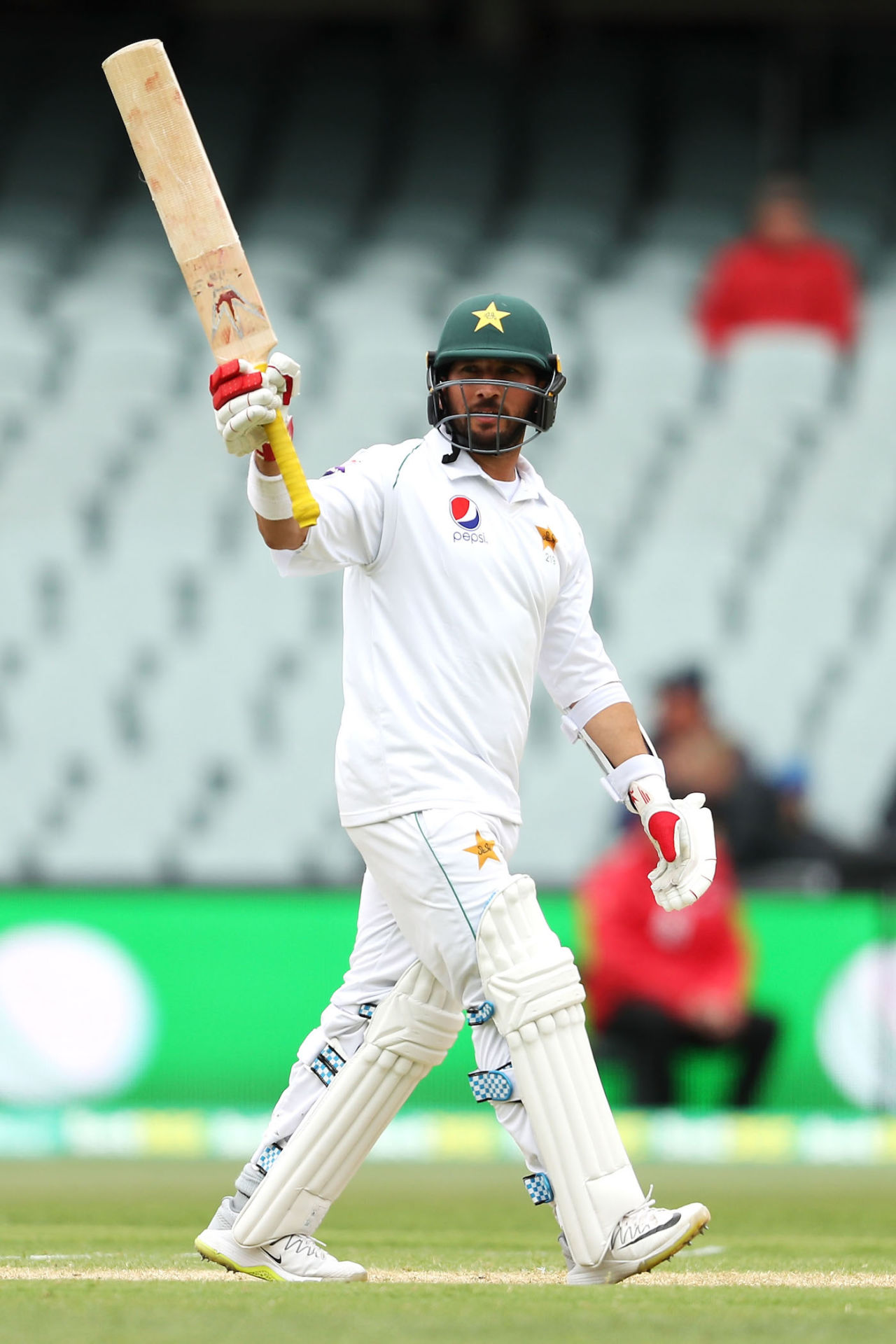 Yasir Shah celebrates his first Test fifty, Australia v Pakistan, 2nd Test, Adelaide, December 1, 2019