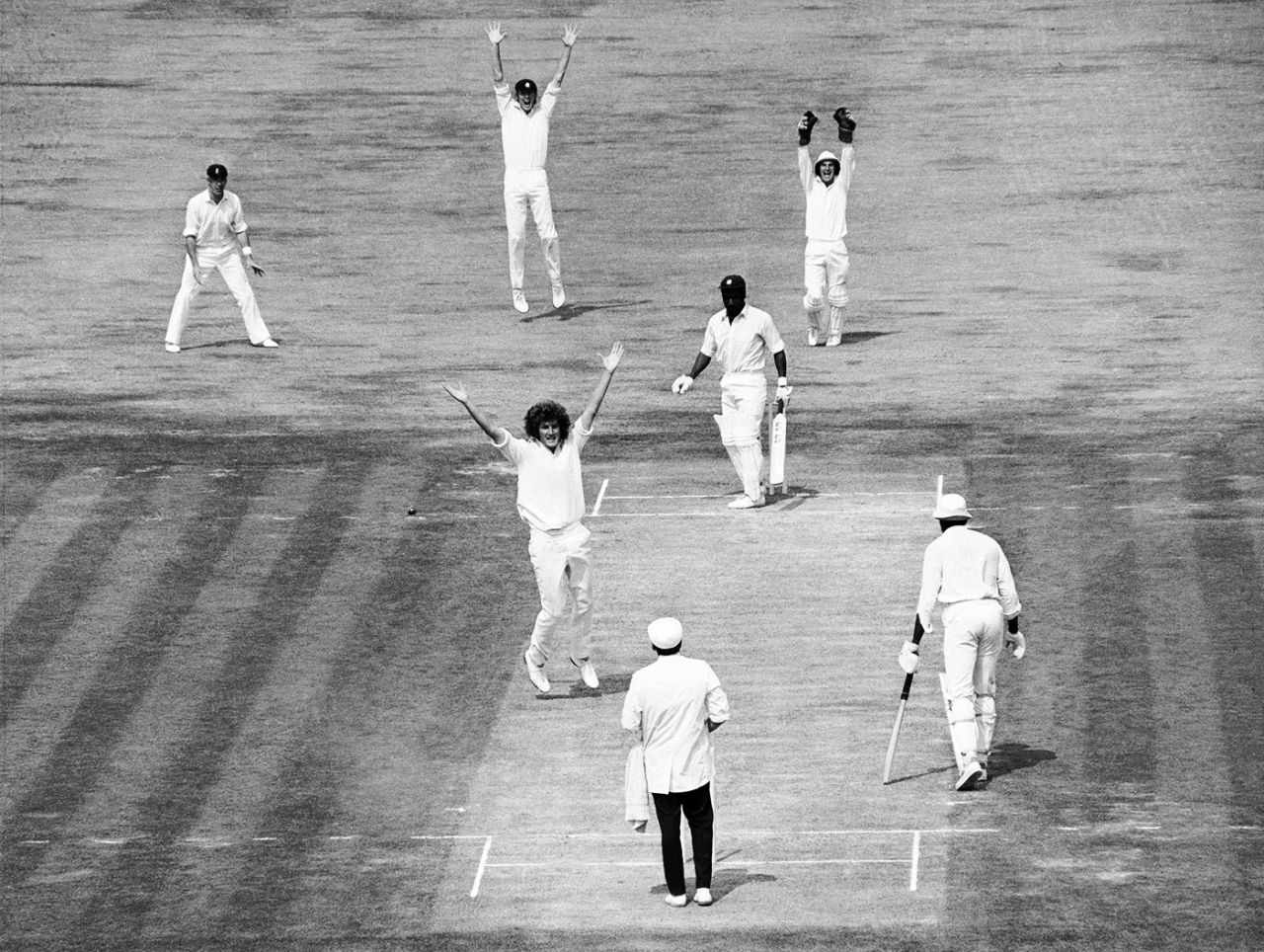 Bob Willis appeals for the wicket of Viv Richards, England v West Indies, 5th Test, The Oval, 1st day, August 12, 1976