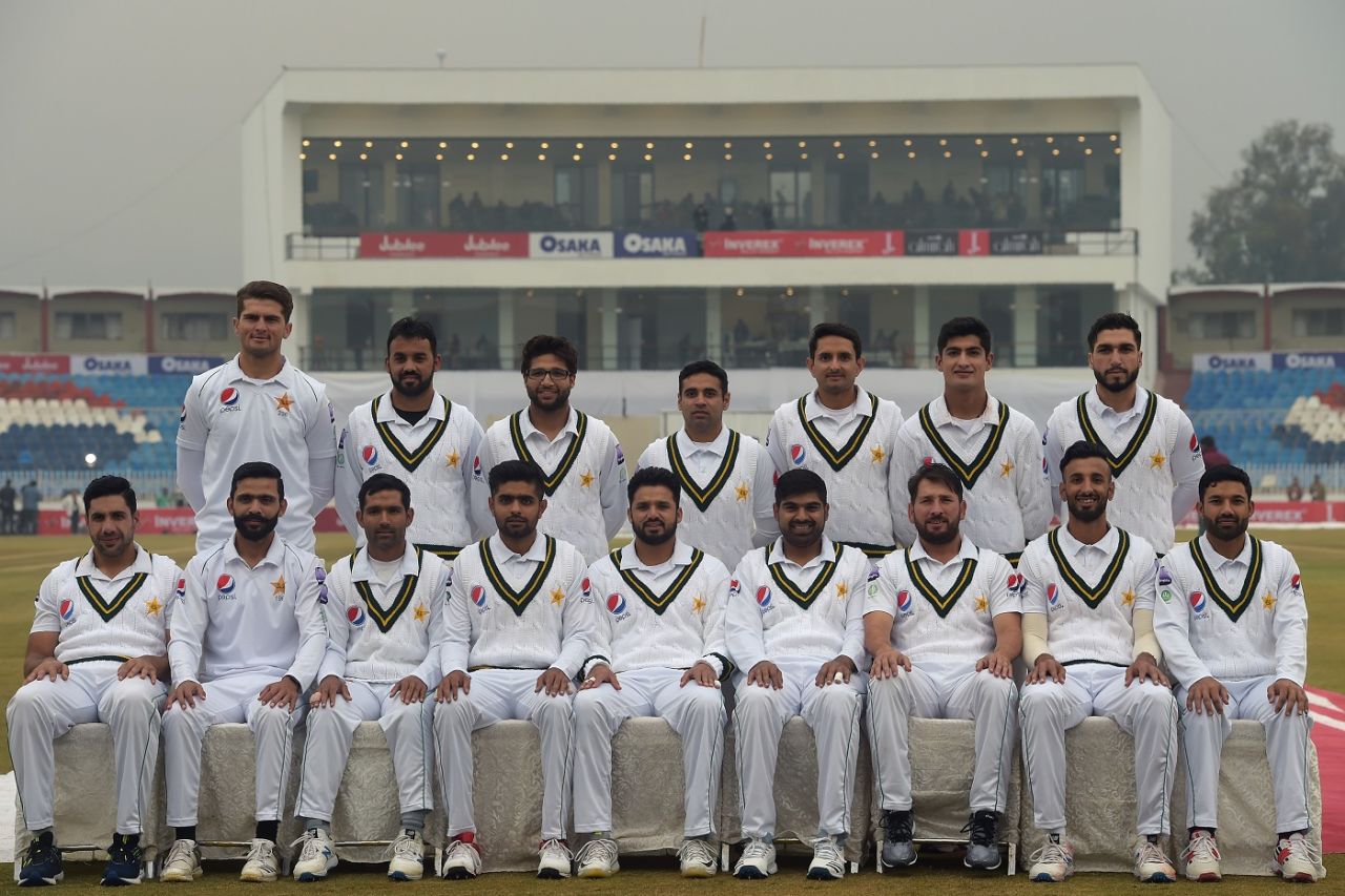 The Pakistan squad poses for a picture ahead of play, Pakistan v Sri Lanka, 1st Test, Rawalpindi, Day 2