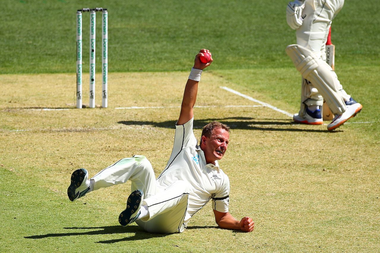 Neil Wagner celebrates a stunning caught and bowled, Australia v New Zealand, 1st Test, Day 1, Perth, December 12, 2019