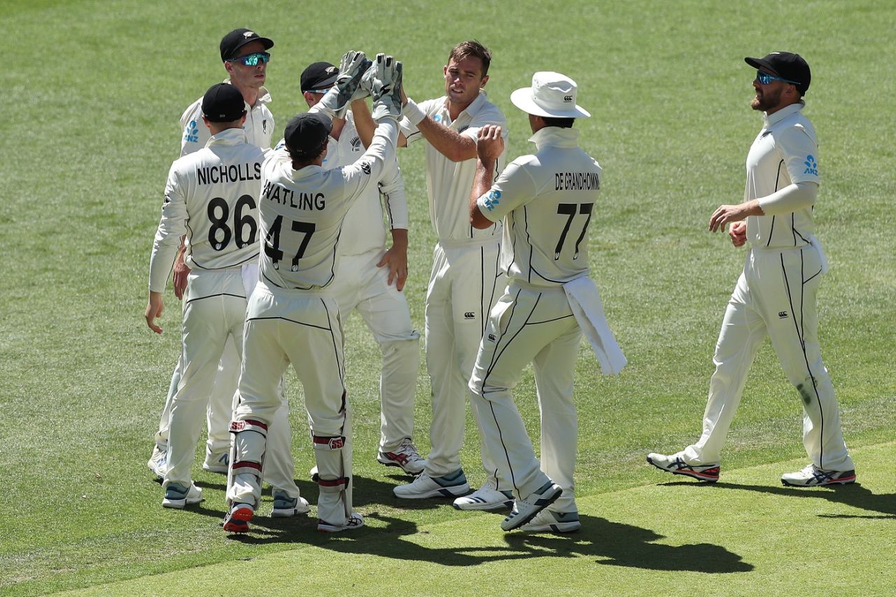 Tim Southee accounted for Travis Head, Australia v New Zealand, 1st Test, Perth, 2nd day, December 13, 2019